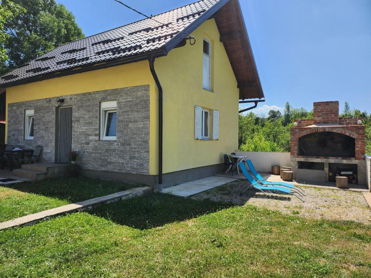 Apartment & Room Toma Smoljanac Buitenkant foto