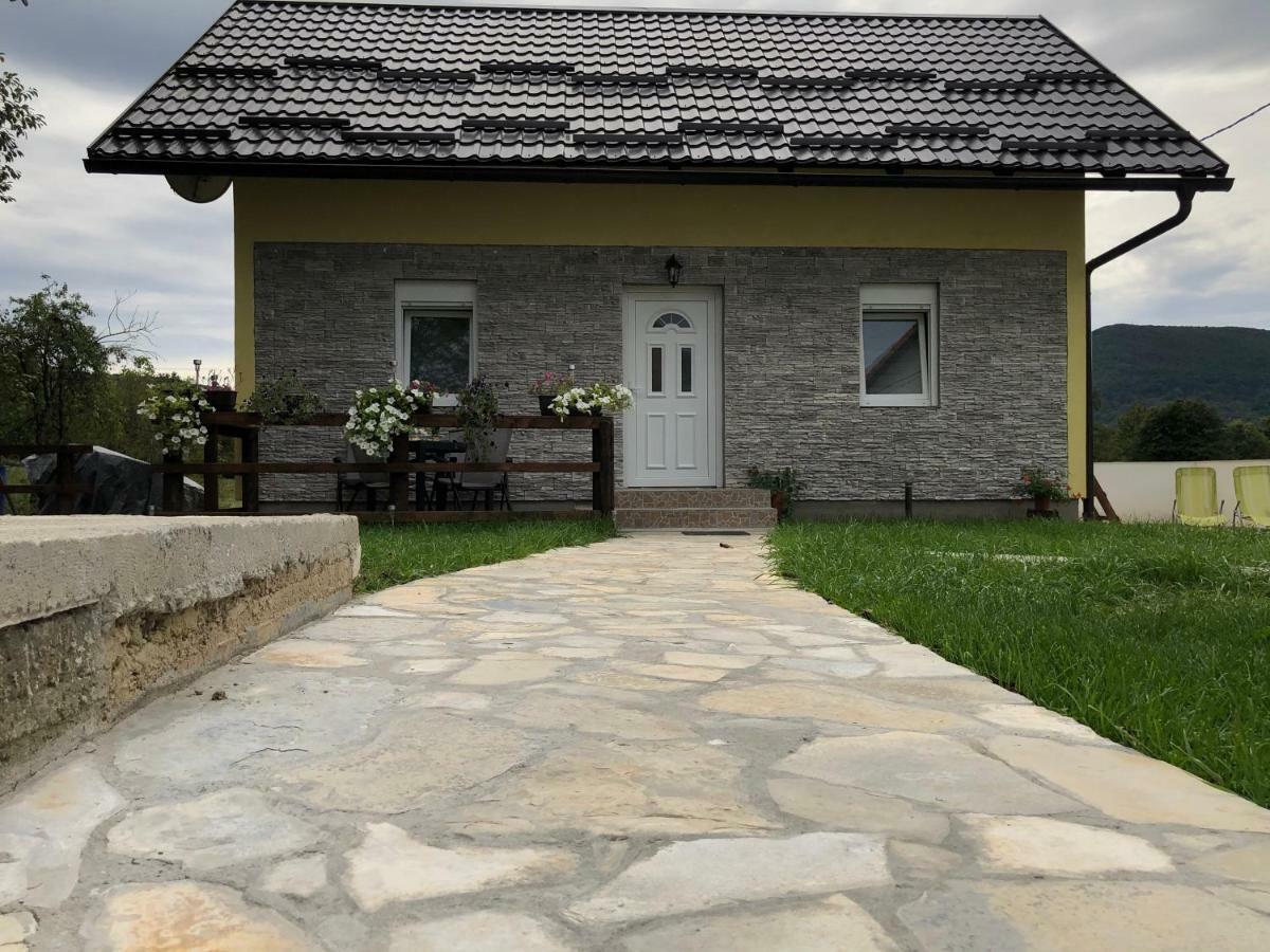 Apartment & Room Toma Smoljanac Buitenkant foto